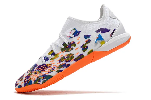 Adidas Blanc Multicolore Coupe Basse Tissu Supérieur Impression Abstraite Chaussures de Football Intérieur 15