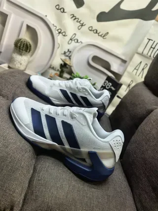 Adidas White Navy Low-Top Mesh Upper Lifestyle Sneakers 7