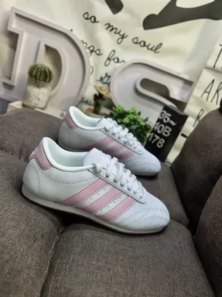 Adidas White Pink Low-Top Leather-Like Upper Sneakers 9