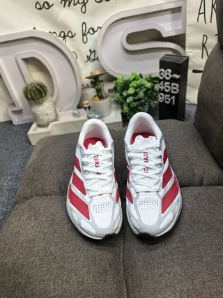 Adidas White Red Low-Top Lace-Up Perforated Mesh Upper Running Shoes 10