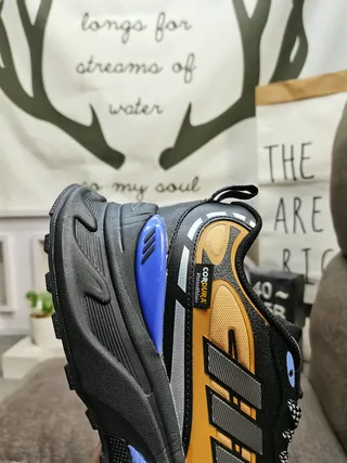 Adidas أبيض أحمر سولة منصة طبقات تركيبية متراكبة سنيكرز كثيفة 3