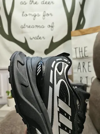 Adidas أبيض أحمر سولة منصة طبقات تركيبية متراكبة سنيكرز كثيفة 23