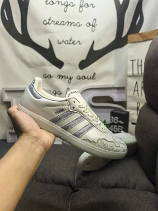 Adidas White Silver Low-Top Glitter Stripe Detail Lifestyle Sneakers 5
