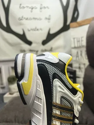 Adidas White Yellow Chunky Retro Runner Mesh And Synthetic Overlay Lifestyle Sneakers 23
