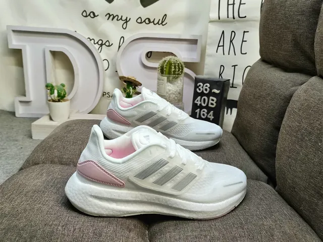 Adidas White Yellow Knit Mesh Upper Sculpted Segmented Midsole Lifestyle Sneakers 21