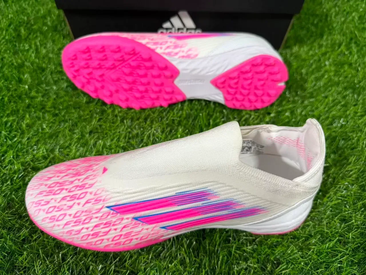 Adidas X Speedportal Chaussures de football blanc et rose turf 5