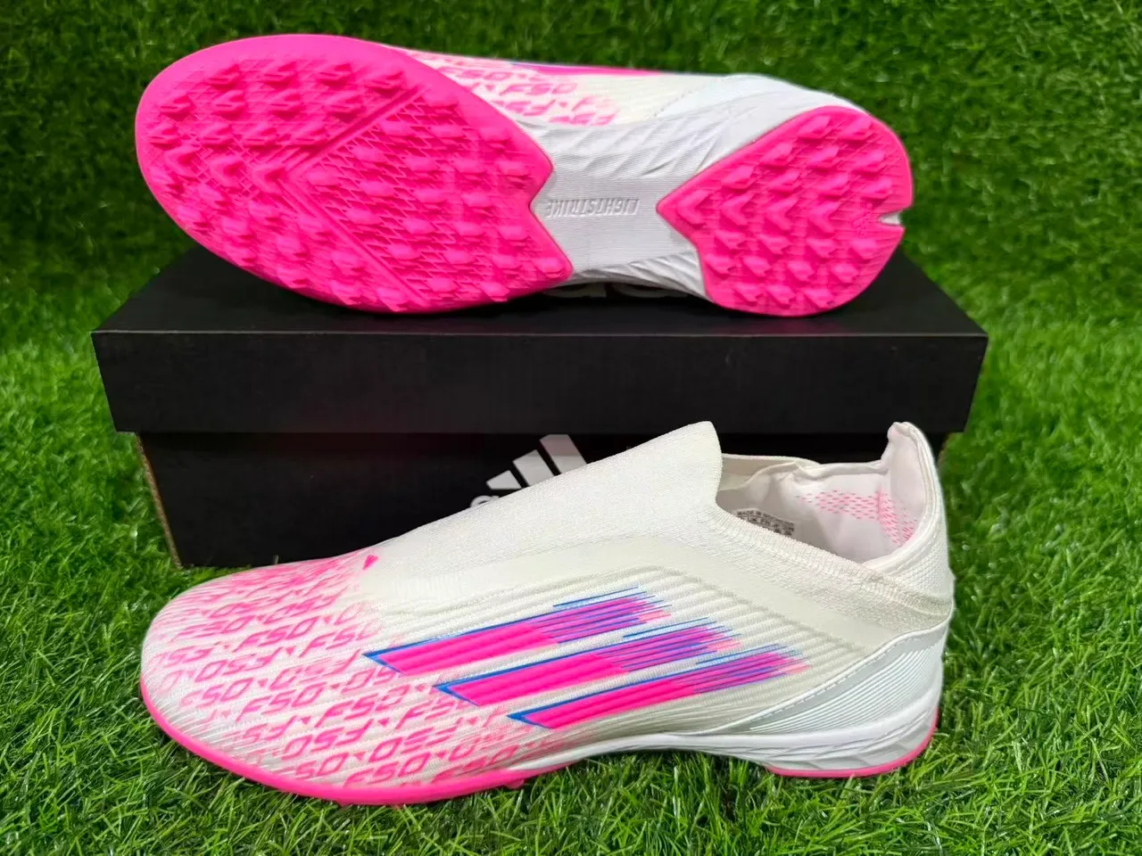 Adidas X Speedportal Chaussures de football blanc et rose turf 6