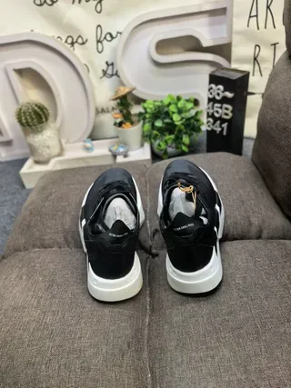 Adidas Y-3 Black Silver Sculpted Midsole Mesh-Synthetic Hybrid Upper Lifestyle Sneakers 18