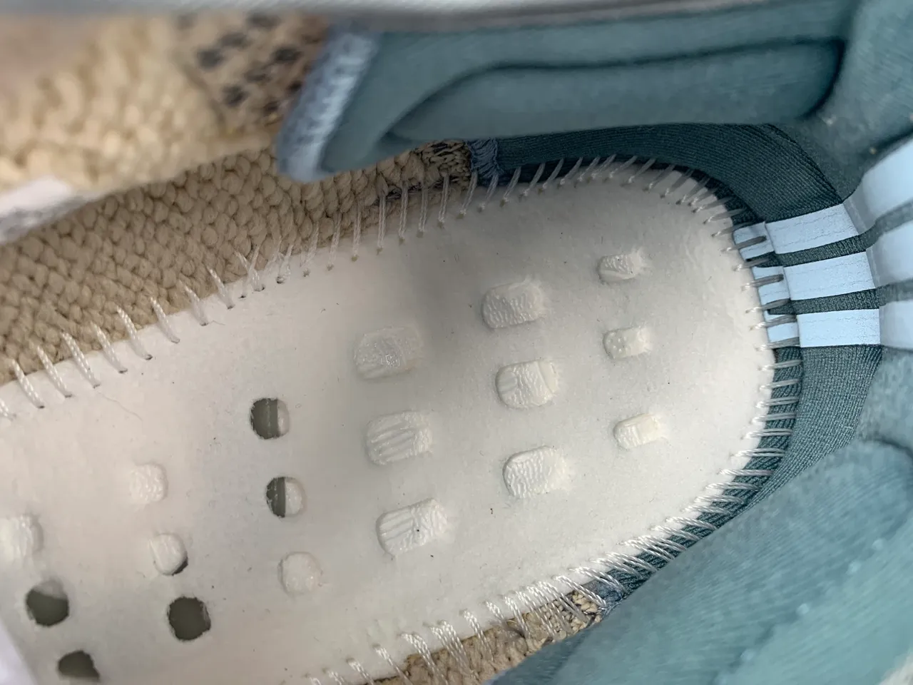 Adidas Yeezy Boost 350 Beige Gray Knit Lifestyle Sneakers 4