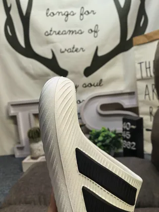 Adidas Yeezy Slide Black Molded Slipper 3