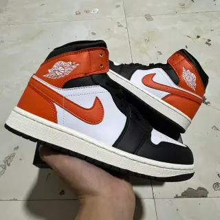 Air Jordan 1 Black White Orange Basketball Shoes
