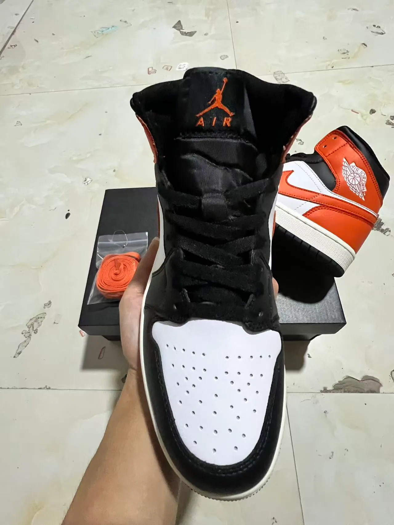 Air Jordan 1 Black White Orange Basketball Shoes 3