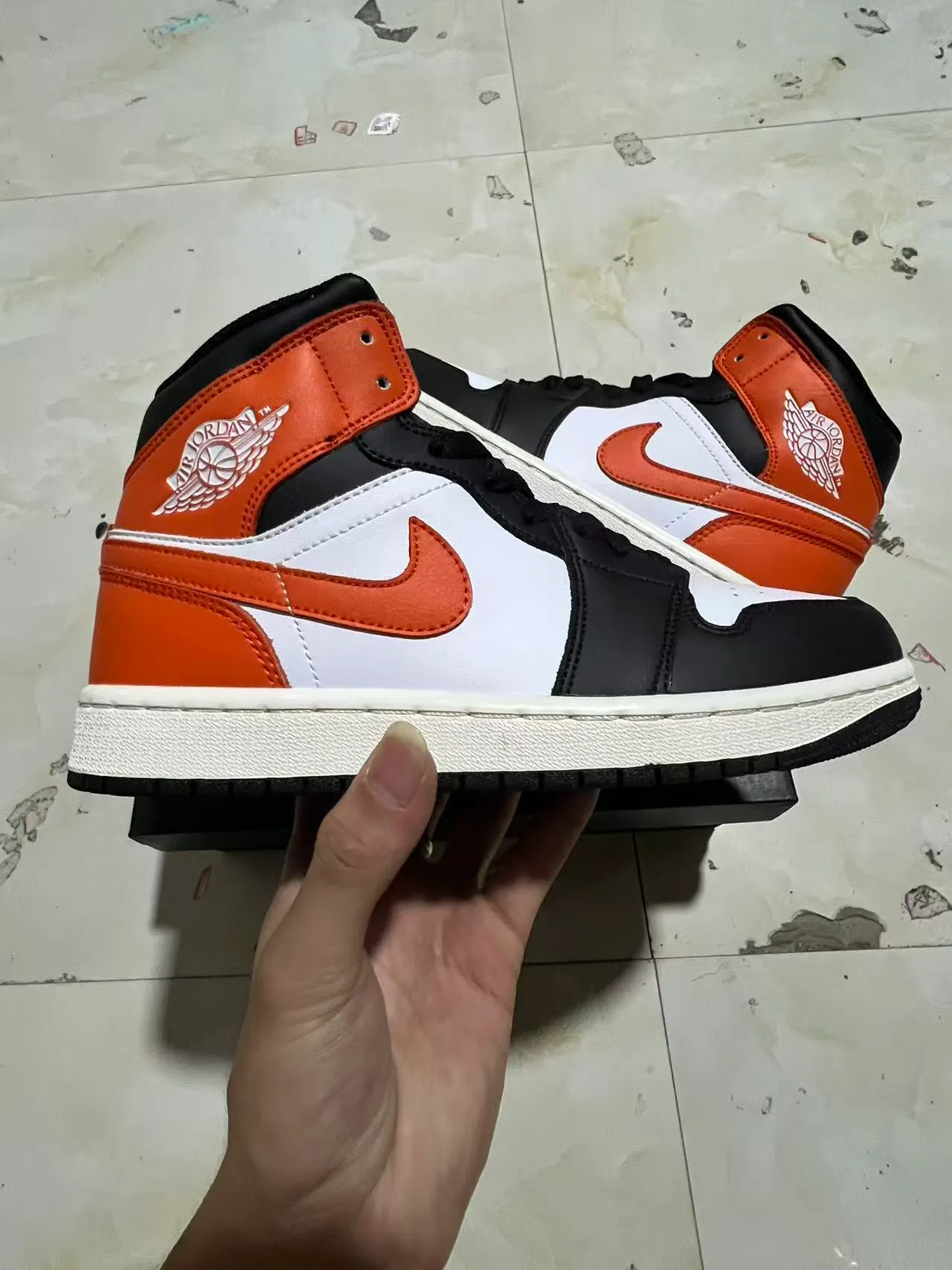 Air Jordan 1 Black White Orange Basketball Shoes 7