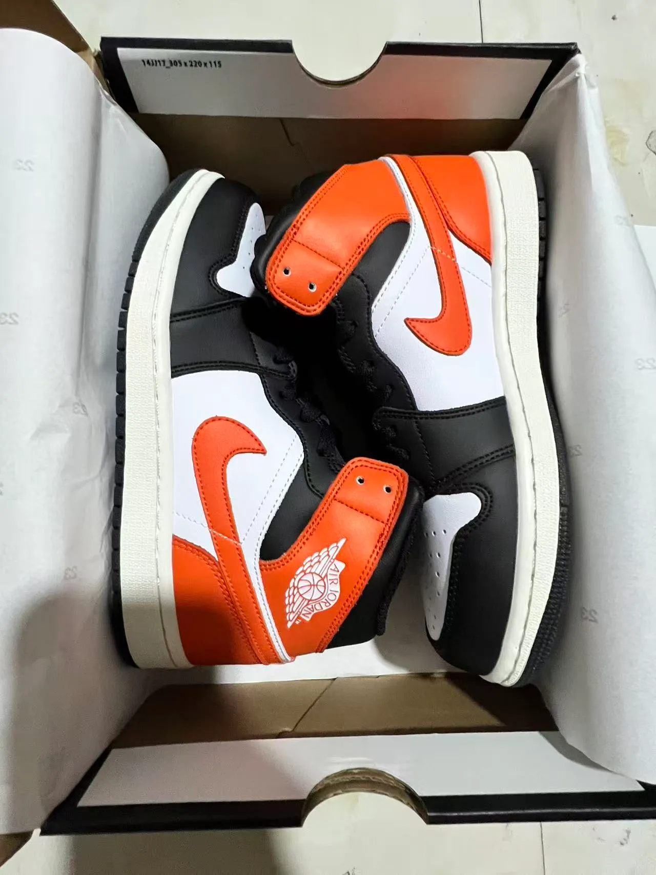 Air Jordan 1 Black White Orange Basketball Shoes 9