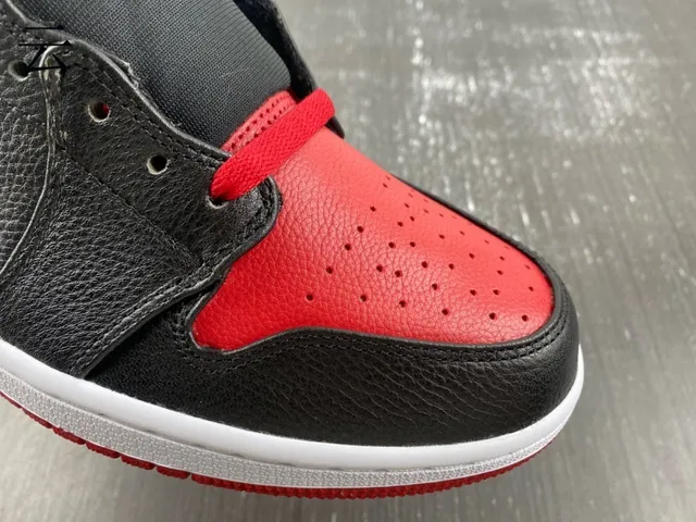 Air Jordan 1 High Black Red White Basketball Shoes 17
