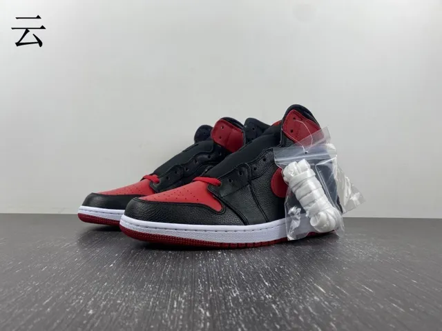 Air Jordan 1 High Black Red White Basketball Shoes 19