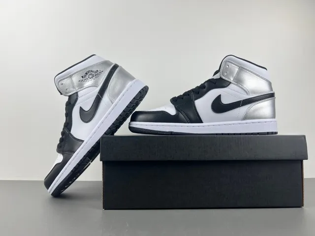 Air Jordan 1 High Prata metálica Preto Branco tênis de basquete 14