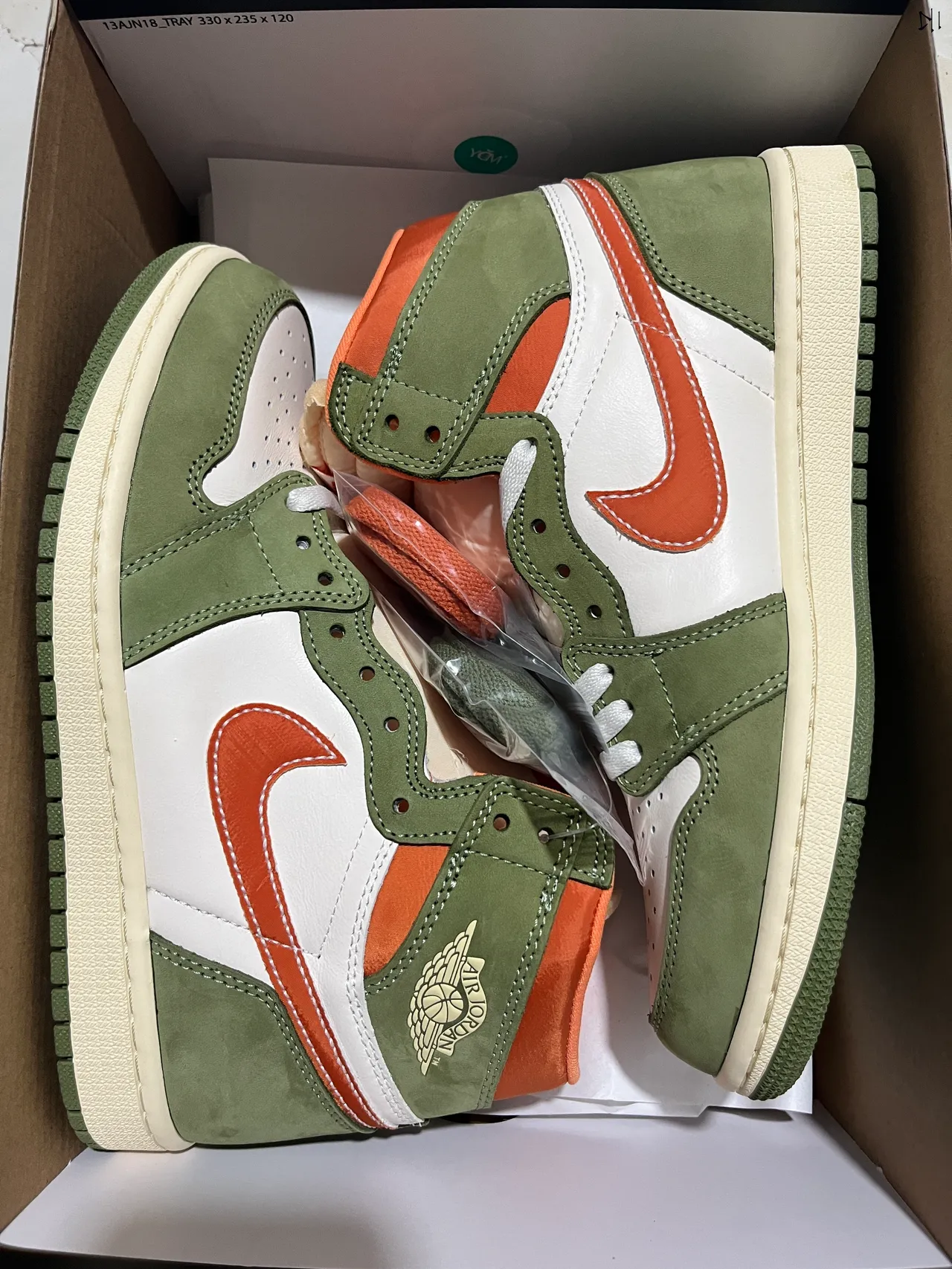 Air Jordan 1 High Olive Green White Orange Basketball Shoes 2