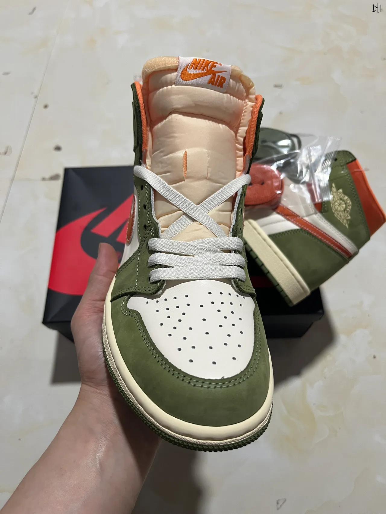Air Jordan 1 High Olive Green White Orange Basketball Shoes 9