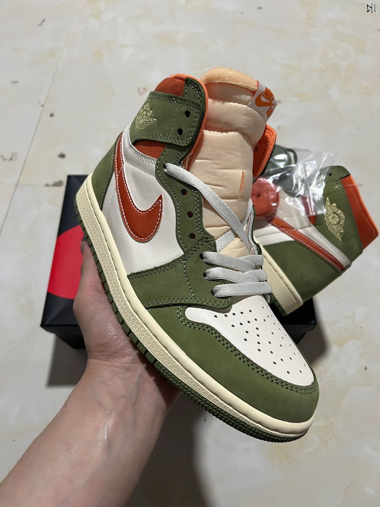 Air Jordan 1 High Olive Green White Orange Basketball Shoes 10