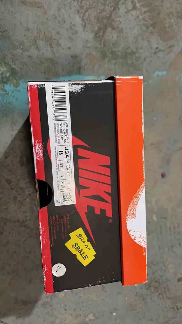 Air Jordan 1 High Red White Black Basketball Shoes 9