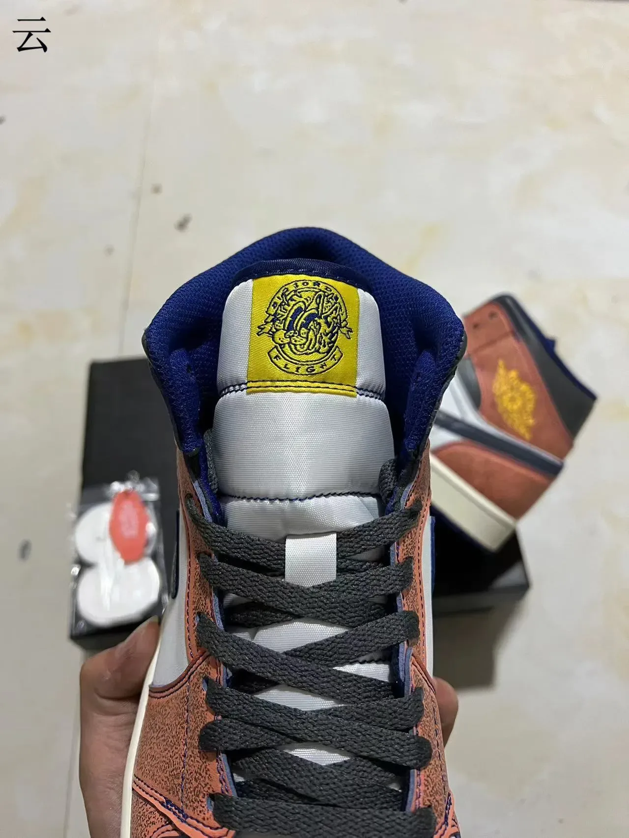 Air Jordan 1 High Terracotta White Black Navy أحذية كرة السلة 3