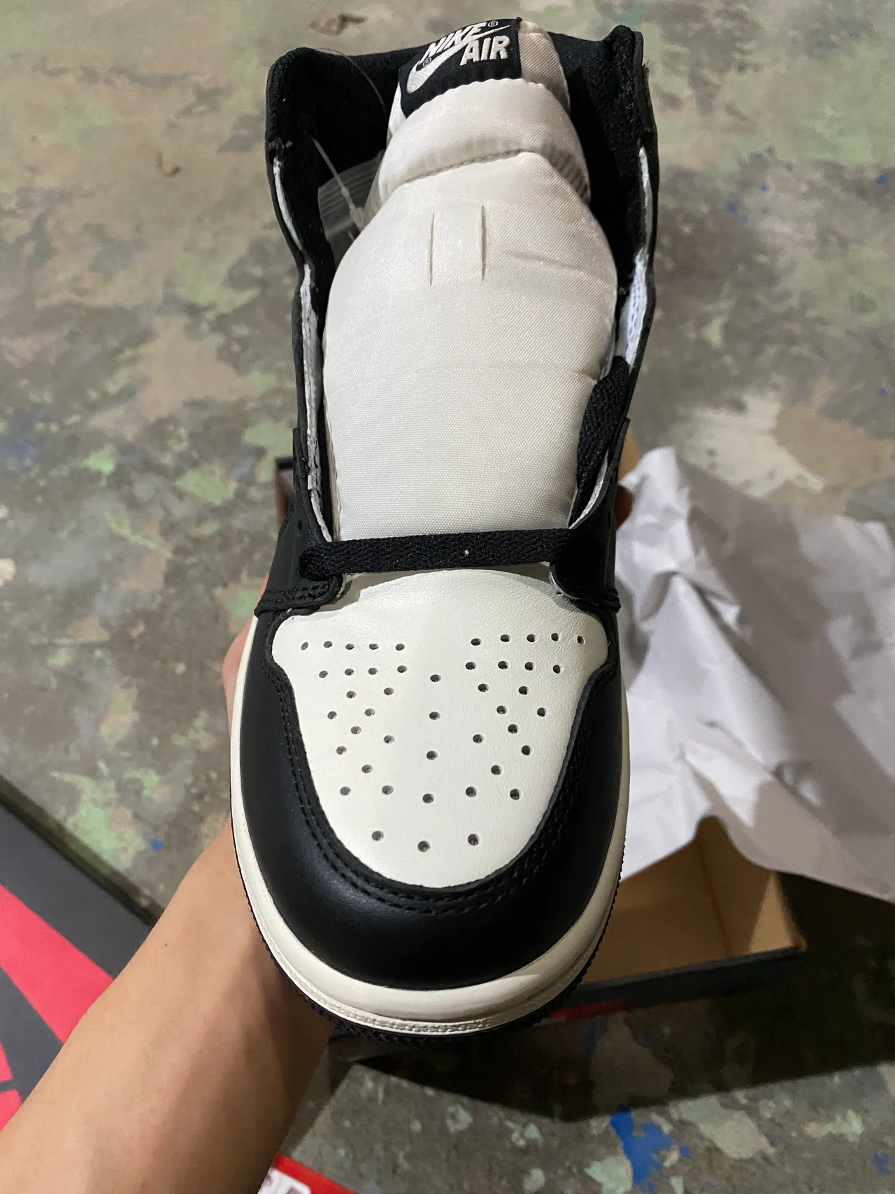 Air Jordan 1 High Top Olive Brown White Black Basketball Shoes 3