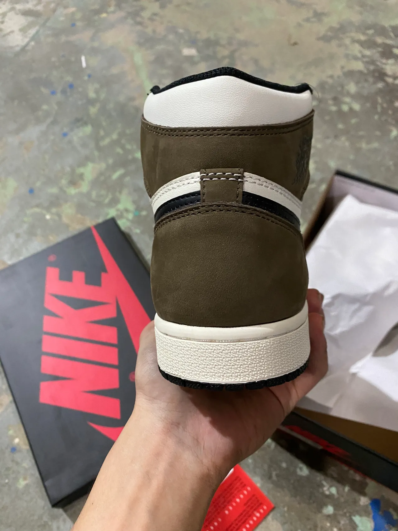 Air Jordan 1 High Top Olive Brown White Black Basketball Shoes 6