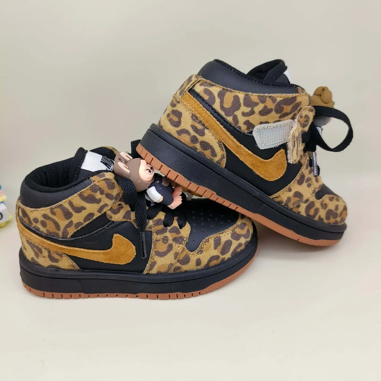 Air Jordan 1 Low sneakers lifestyle rose et blanc 5