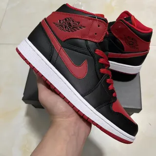 Air Jordan 1 Mid Black University Red White Basketball Shoes