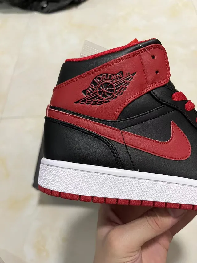 Air Jordan 1 Mid Black University Red White Basketball Shoes 5