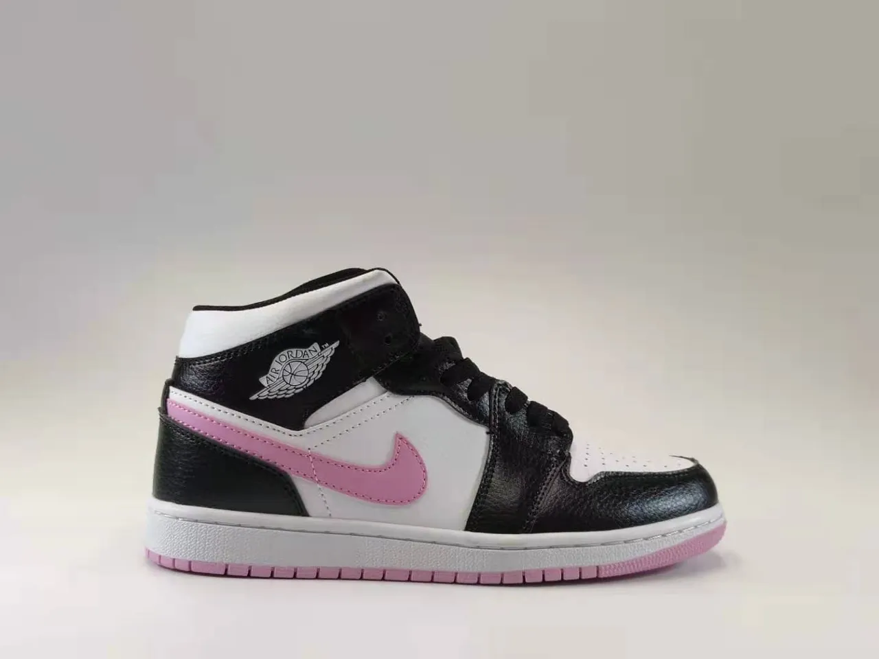 Air Jordan 1 Mid Black White Pink Basketball Shoes 2