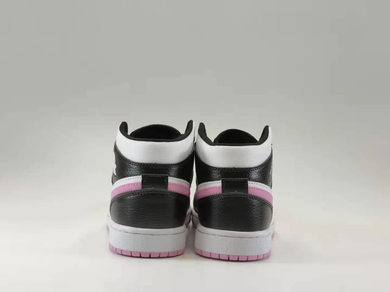 Air Jordan 1 Mid Black White Pink Basketball Shoes 5