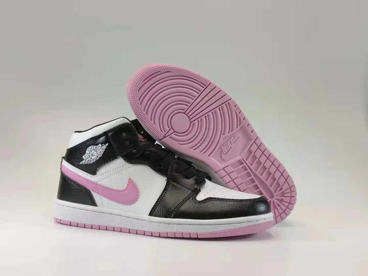 Air Jordan 1 Mid Black White Pink Basketball Shoes 6