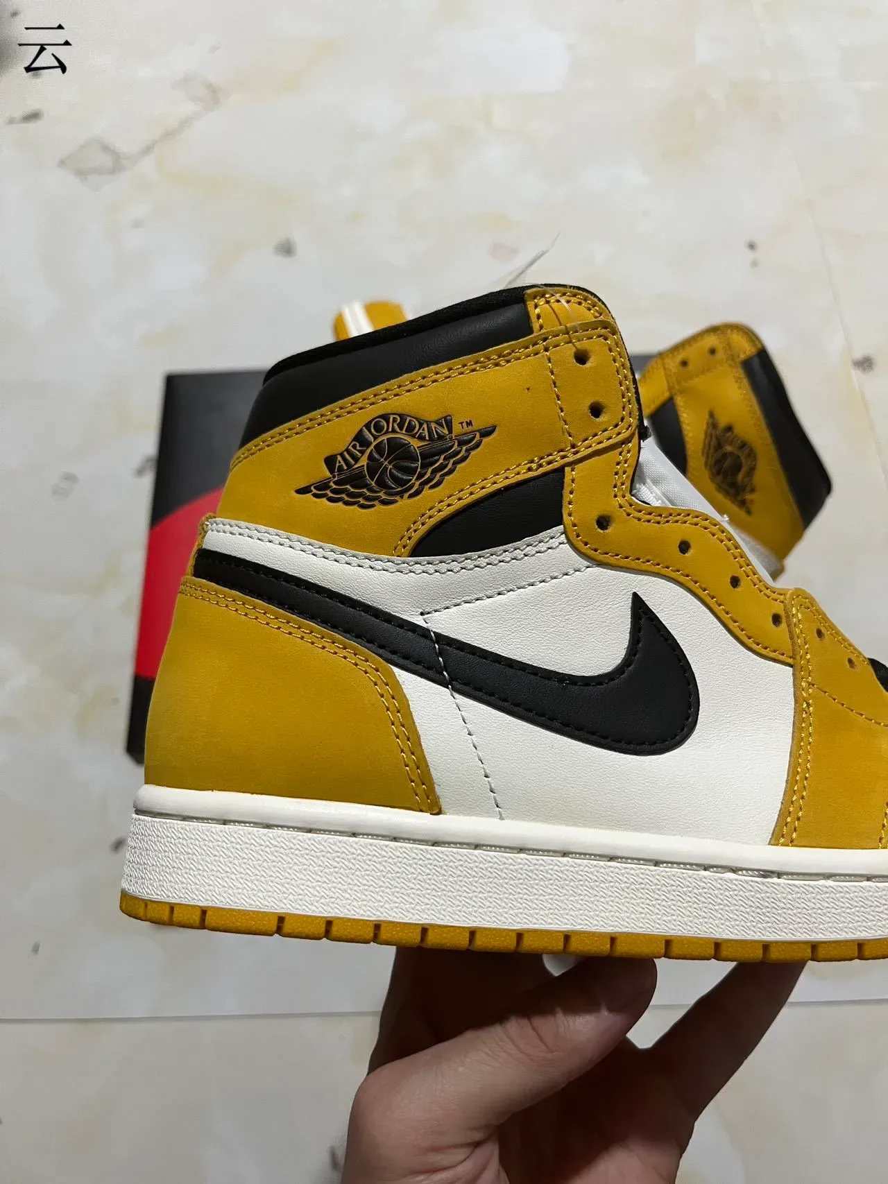 Air Jordan 1 Mustard Yellow Black White Tênis de Basquete 8