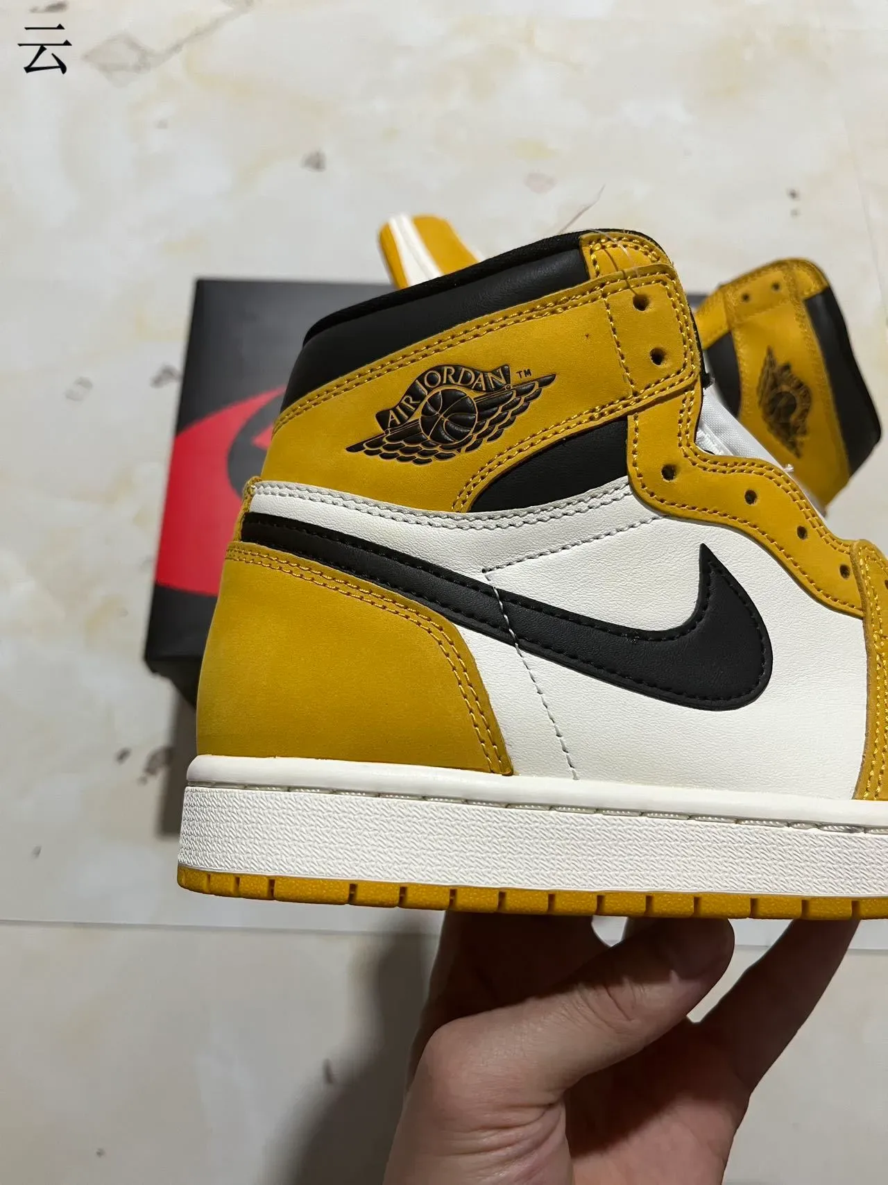Air Jordan 1 Mustard Yellow Black White Tênis de Basquete 10