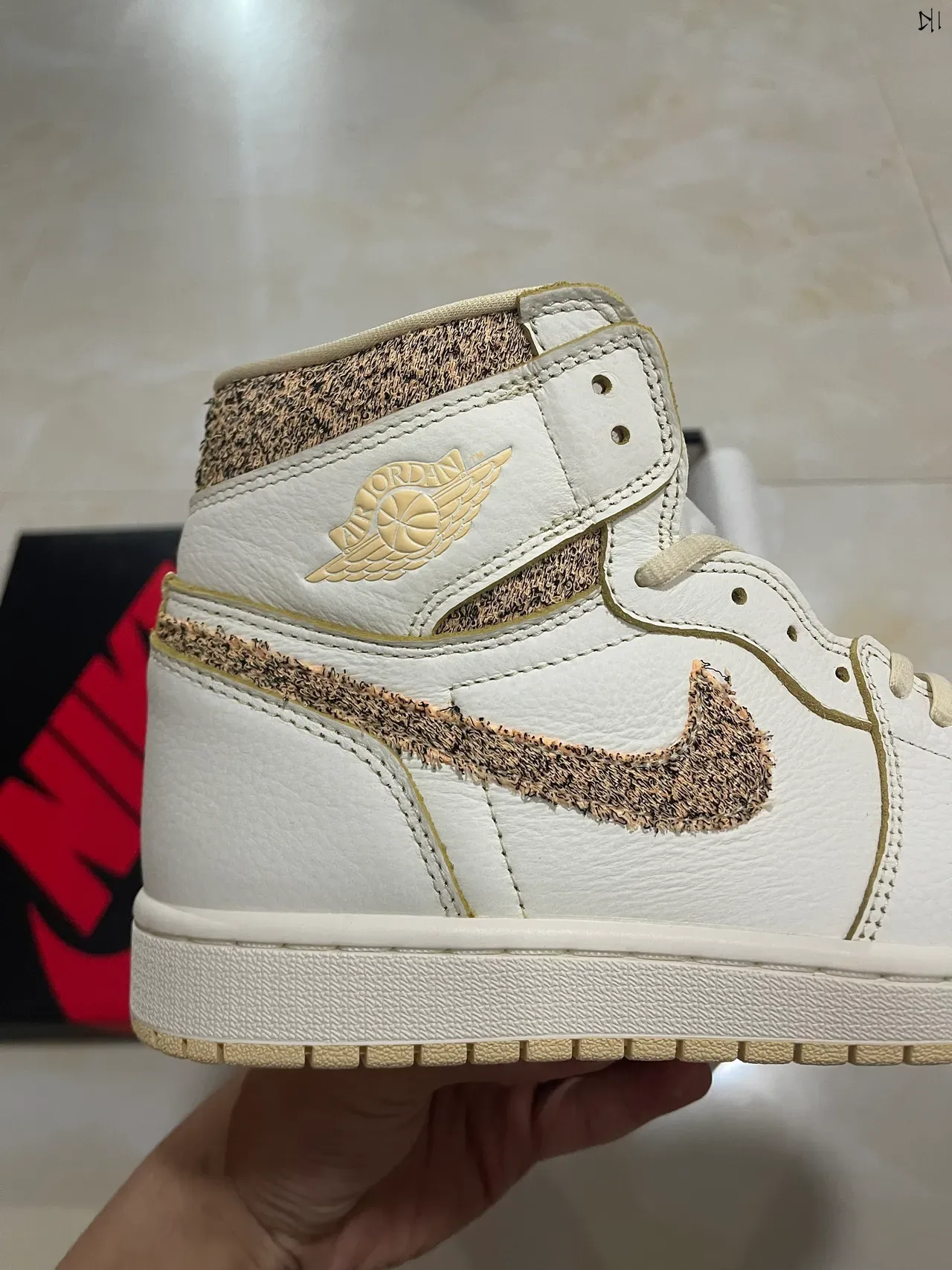 Air Jordan 1 Off-White Beige Speckled Leather Zapatos de Baloncesto 7