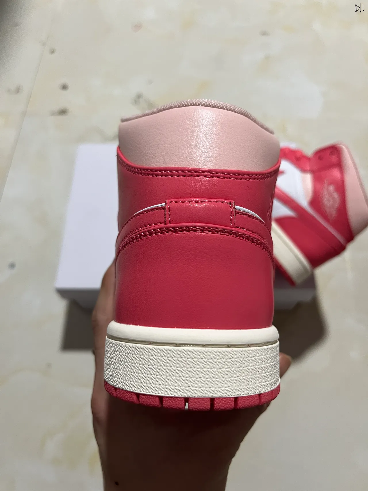 Air Jordan 1 Rosa e Branco High Top Sapatos de Basquete 5
