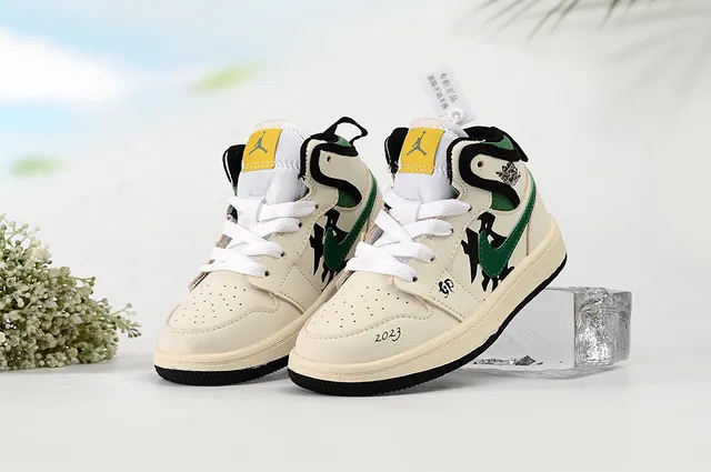 Chaussures de basketball montantes Air Jordan 1 rose et blanc 16