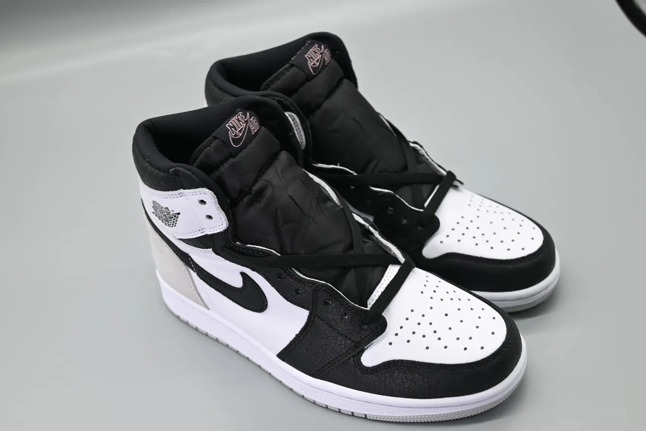 Air Jordan 1 White Black High-Top Leather-Suede Mix Basketball Shoes 10