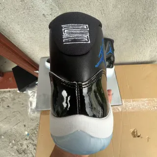 Air Jordan 11 Black Concord Basketball Shoes