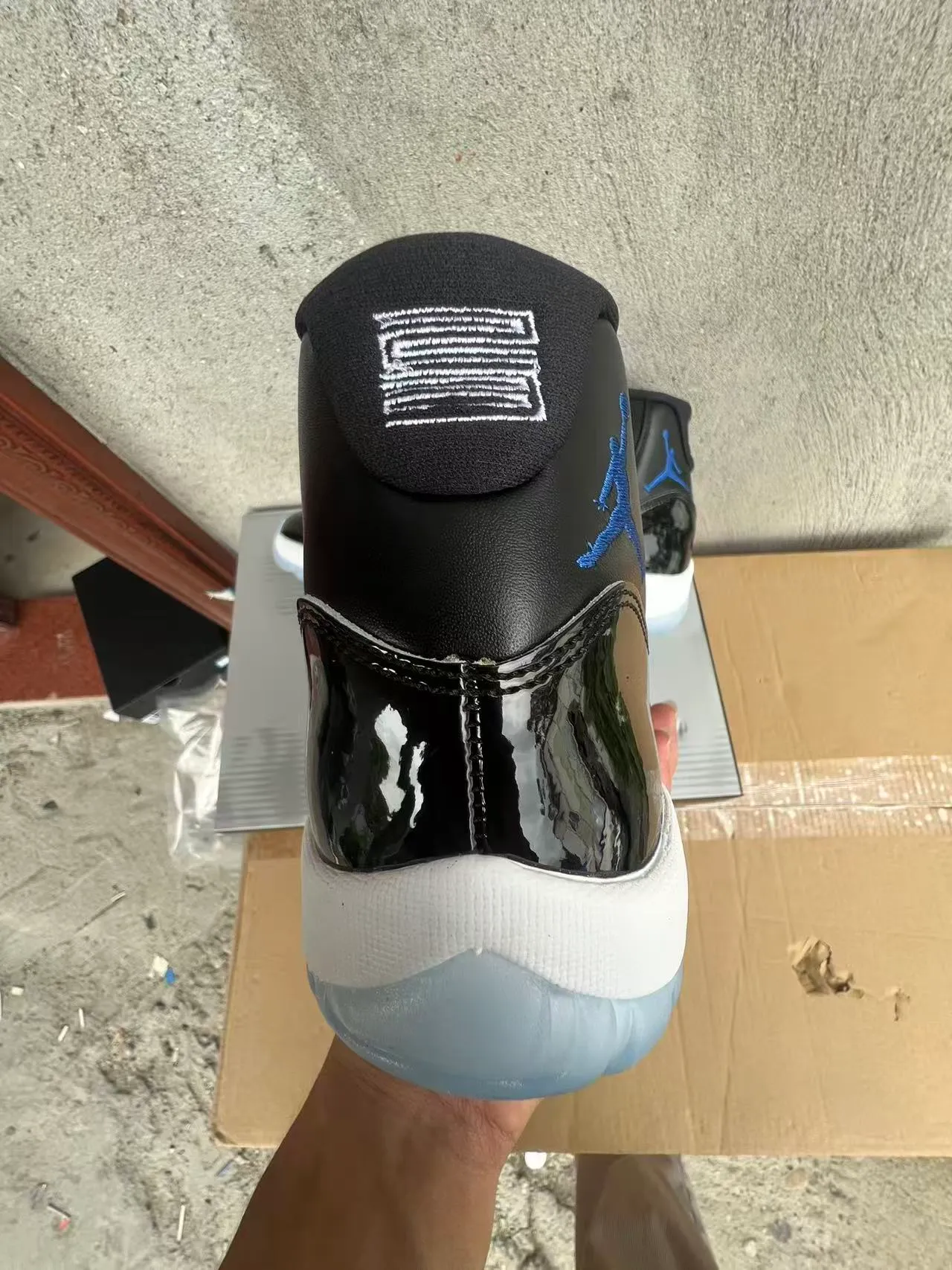 Air Jordan 11 Black Concord Basketball Shoes 1