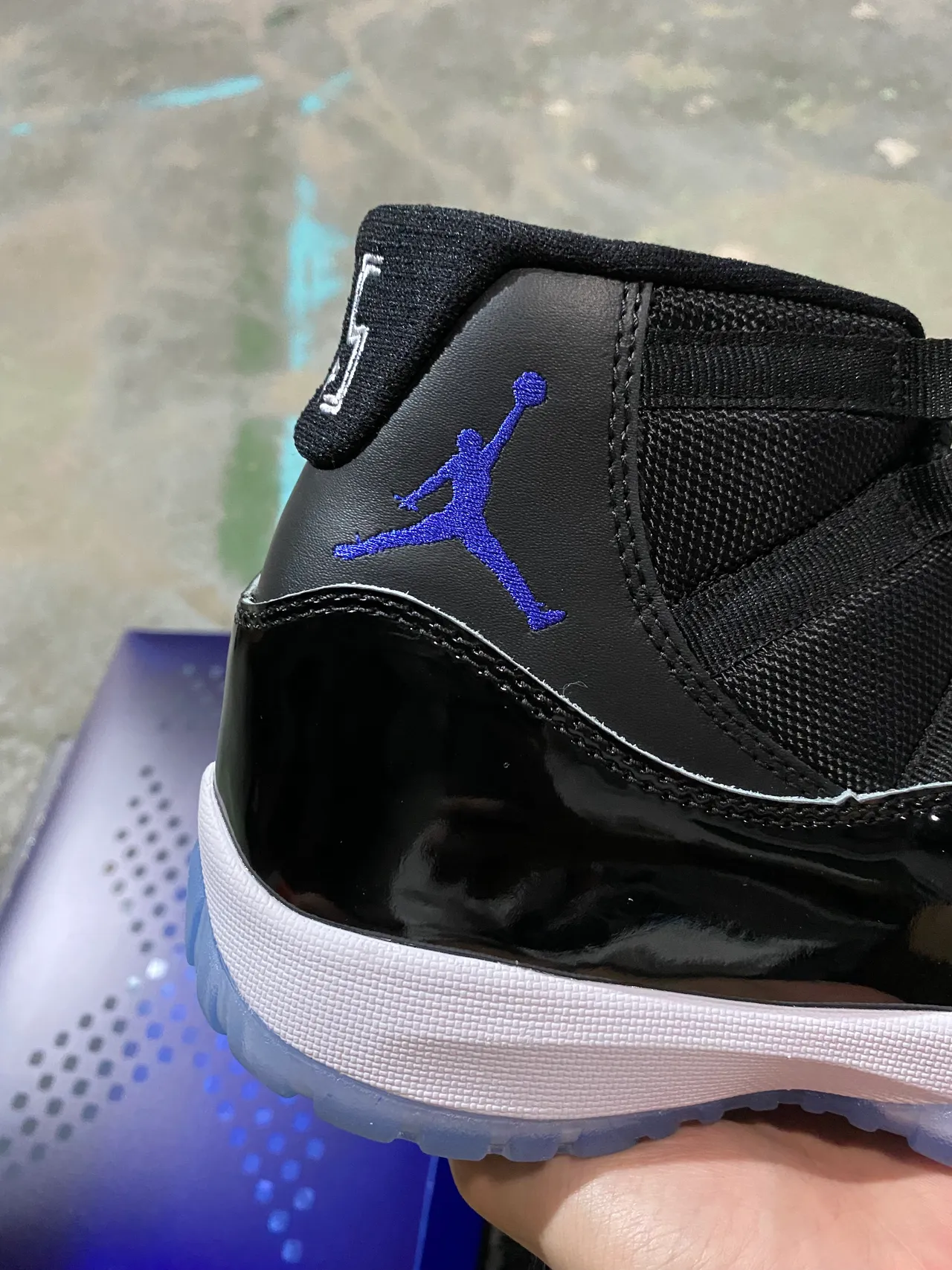 Air Jordan 11 Glossy Black White Icy Blue Basketball Shoes 7