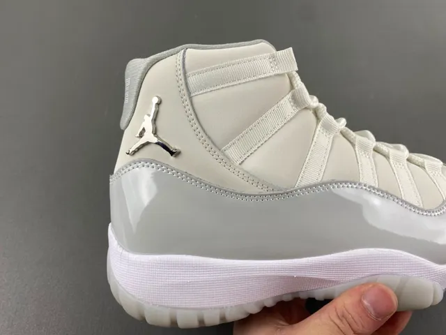 Air Jordan 11 Gray White High-Top Patent Leather Toe Basketball Shoes 3