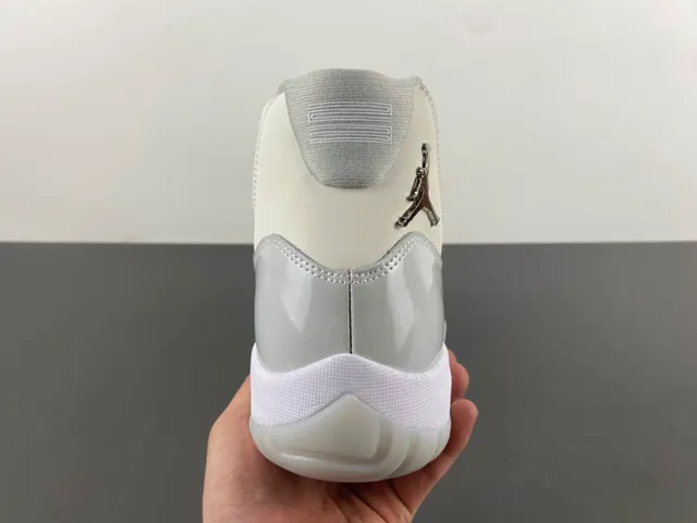 Air Jordan 11 Gray White High-Top Patent Leather Toe Basketball Shoes 4