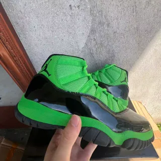 Air Jordan 11 Green Black High-Top Patent Leather Mudguard Basketball Shoes
