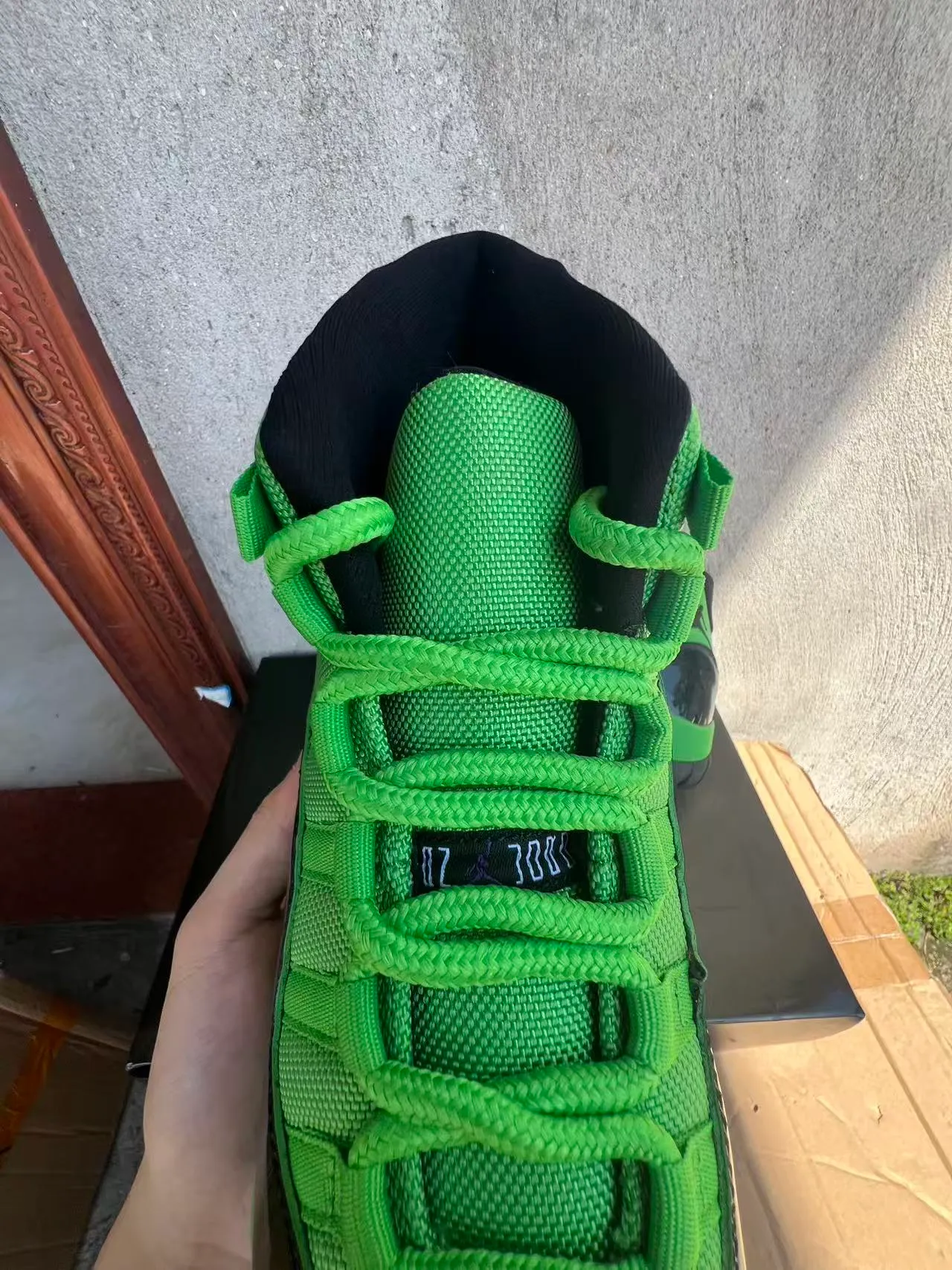 Air Jordan 11 Green Black High-Top Patent Leather Mudguard Basketball Shoes 4