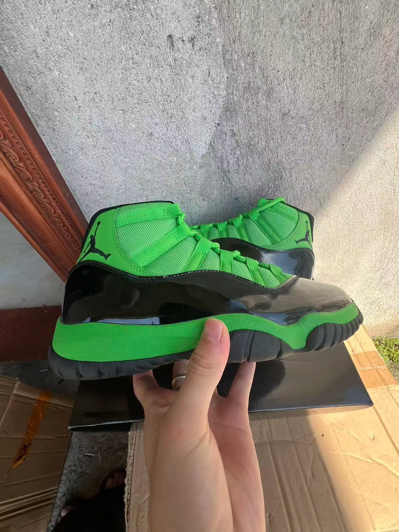 Air Jordan 11 Green Black High-Top Patent Leather Mudguard Basketball Shoes 7