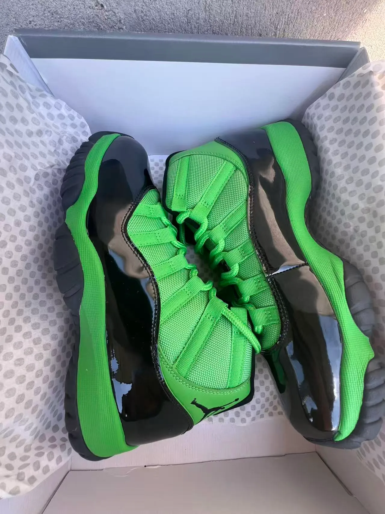 Air Jordan 11 Green Black High-Top Patent Leather Mudguard Basketball Shoes 9