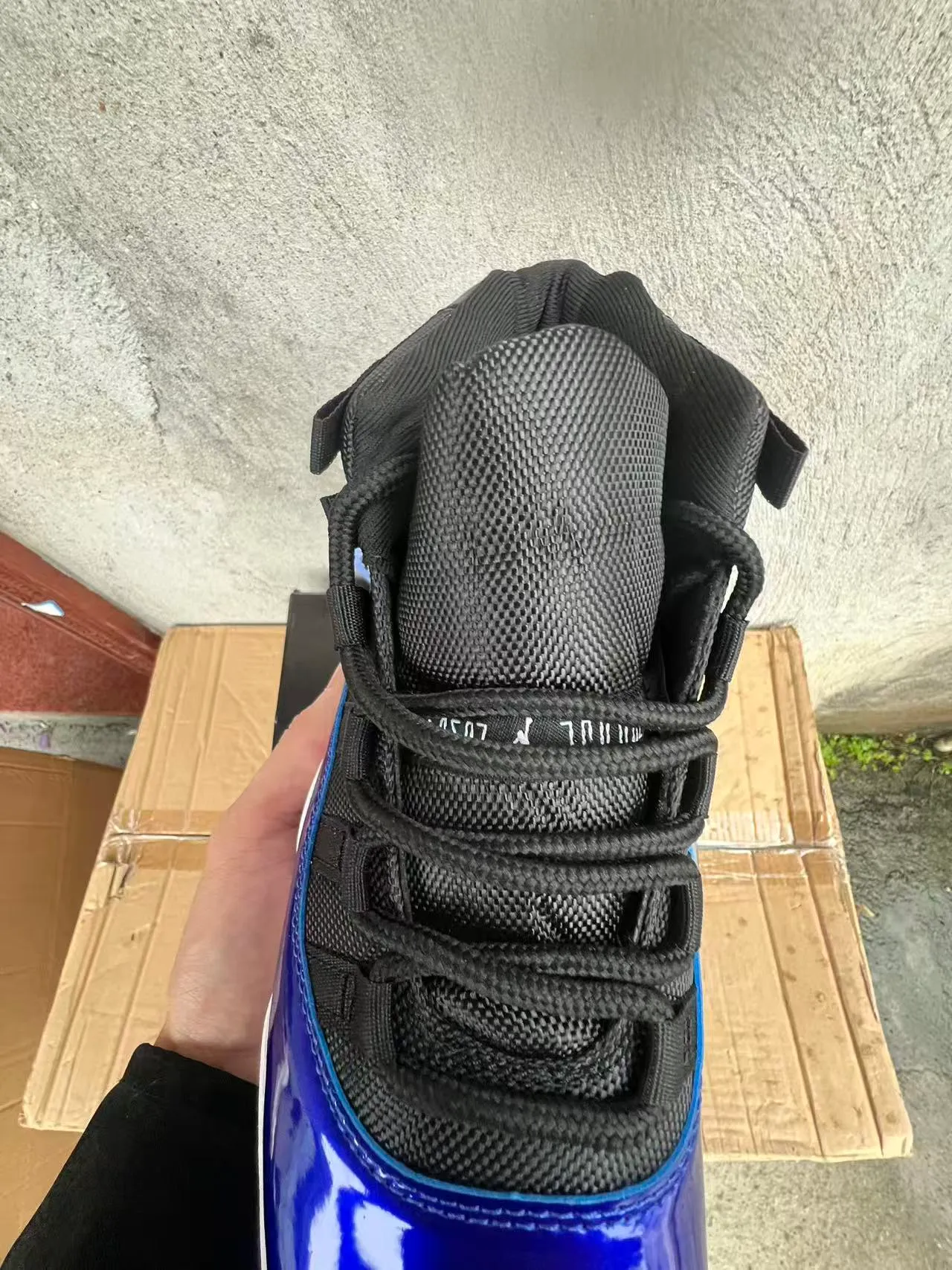 Air Jordan 11 Royal Blue Patent Leather Basketball Shoes 4